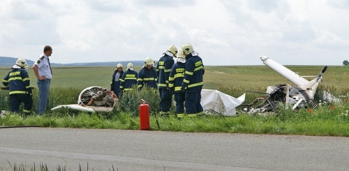 Havárie výsadkového sportovního letounu v Chrudimi, foto: Karel Dvořák