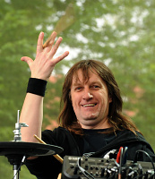 Zemřel Aleš Zimolka, bubeník kapely Asonance