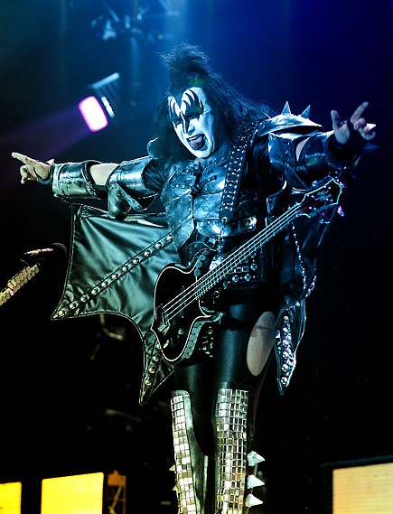 Kiss, foto: (c) 2010 Jaromír Zajíček - FotoZajda.cz