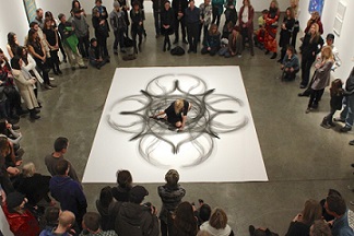 Živé vysoupení v Ochi Gallery Živé vysoupení v Ochi Gallery