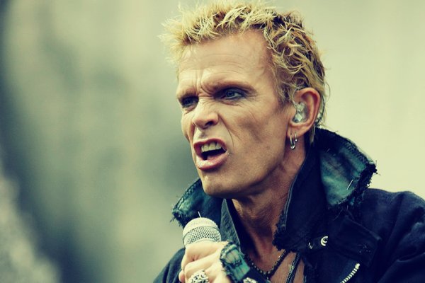 V Praze zazp&iacute;v&aacute; rockov&aacute; legenda - blonďat&yacute; popov&yacute; Billy Idol