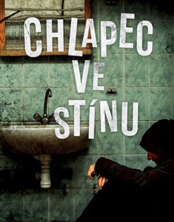 Chlapec ve st&iacute;nu