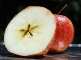Rozkrojené jablko