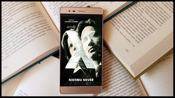 Akta X - Nikomu nevěř Akta X - Nikomu nevěř