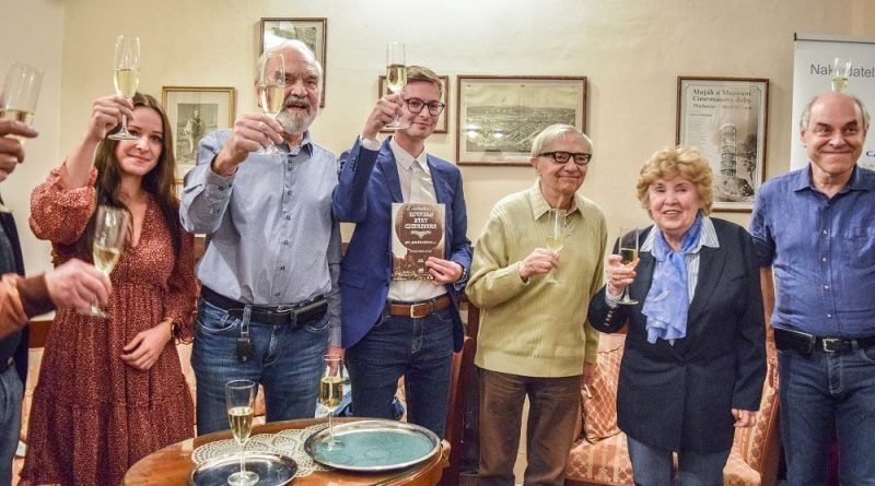 Divadlo Járy Cimrmana po padesátce...