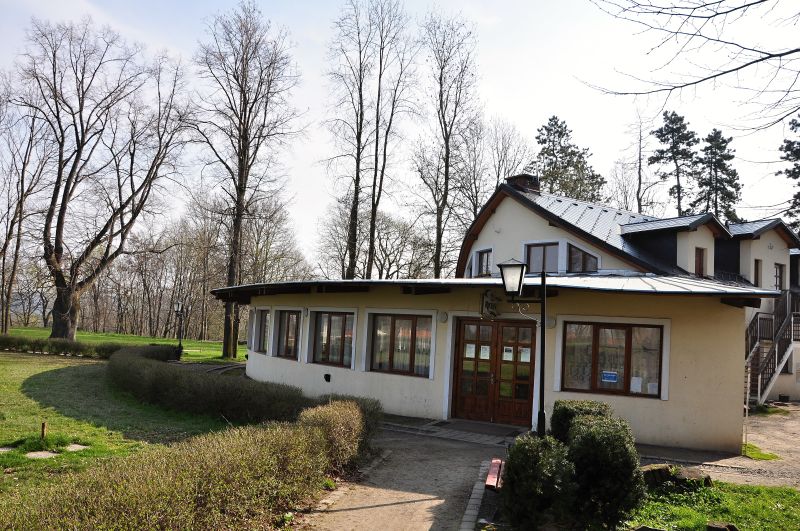 Předhradí - restaurace Panská zahrada