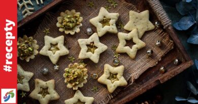 Pistáciové linecké cukroví plněné ořechovým krémem