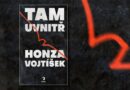 Tam uvnitř - recenze