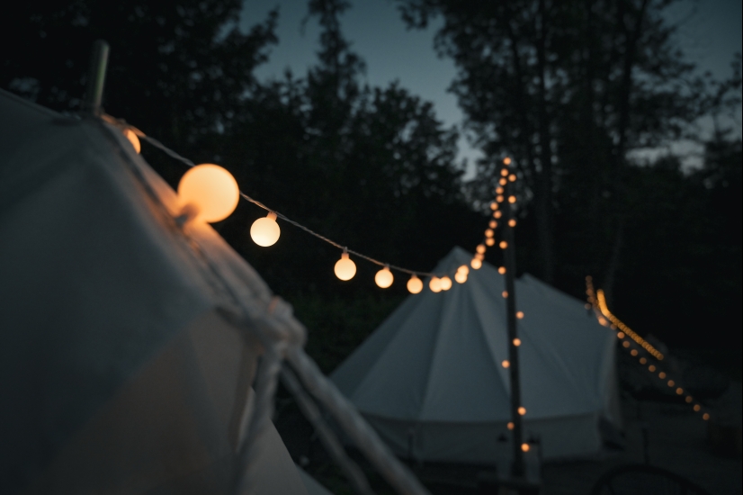 Glamping stan aneb luxusní stanování v kempu. Navíc v Litomyšli.